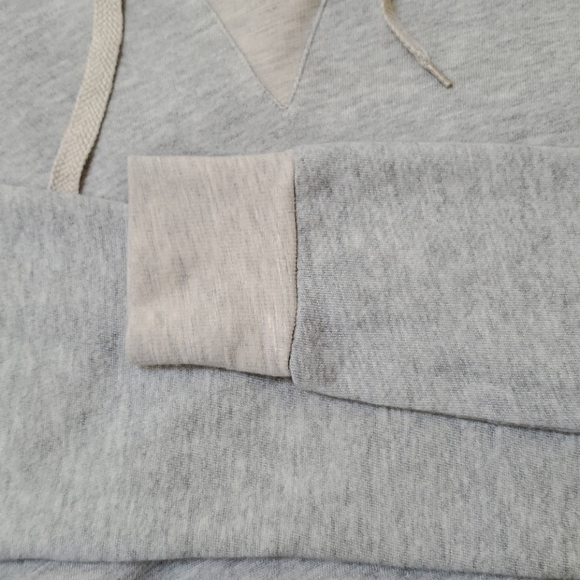 NWOT MONROW Women's Color Block Hoodie - Picture 5 of 5